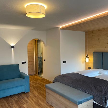 Guesthouse Rungg באדיה מראה חיצוני תמונה