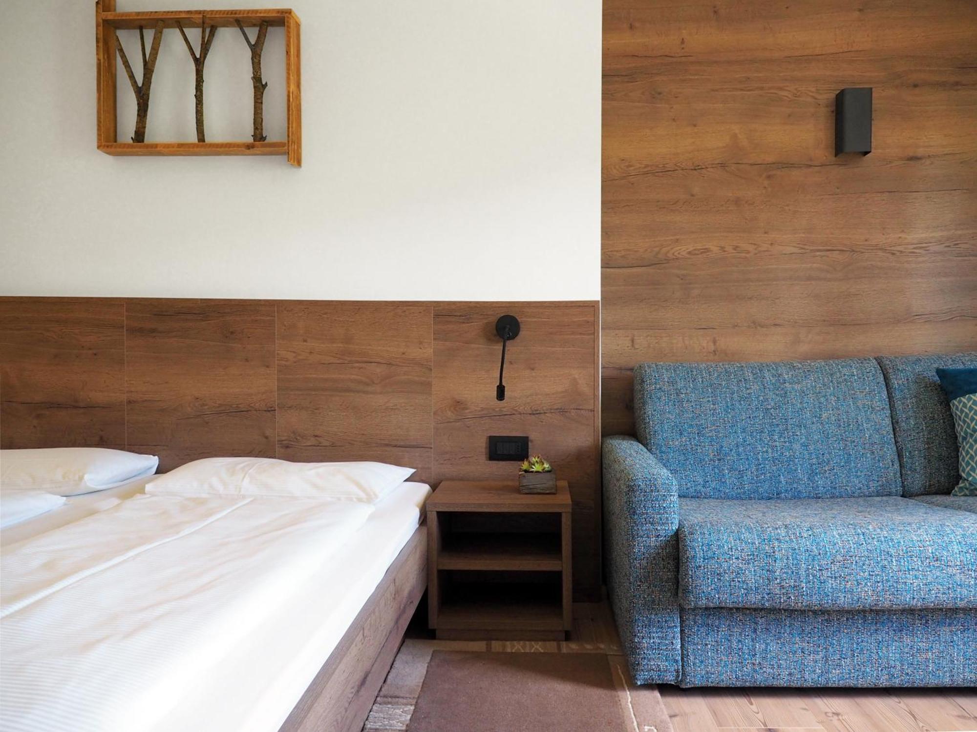 Guesthouse Rungg באדיה מראה חיצוני תמונה