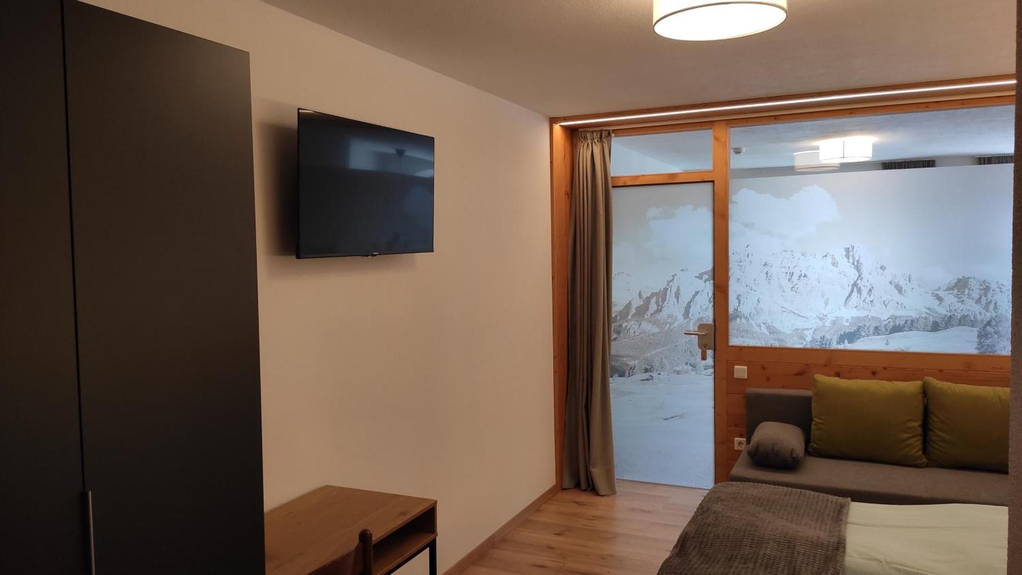 Guesthouse Rungg באדיה חדר תמונה